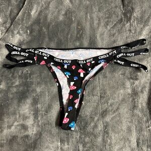 Mushroom thong